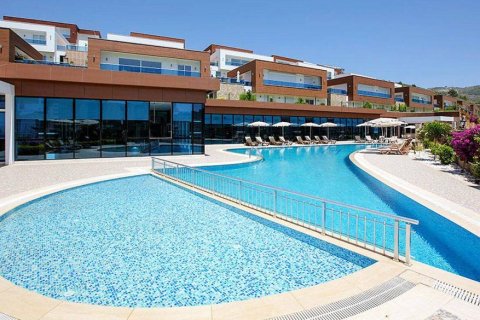 4 rooms Appartement à Antalya, Turkey No. 21270