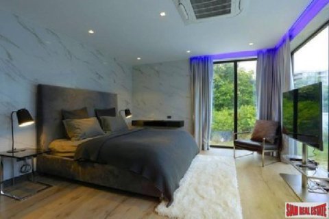 8 bedrooms Villa in Pattaya, Thailand No. 96573 7