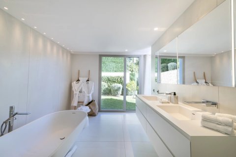 6 bedrooms Villa in Villefranche-sur-Mer, France No. 78896 10