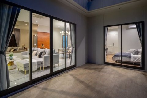 4 bedrooms House in Chiang Mai, Thailand No. 97943 26