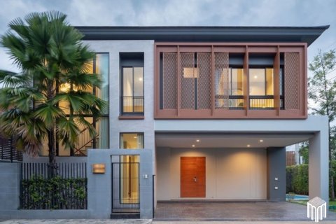 4 bedrooms House in Chiang Mai, Thailand No. 97943 1