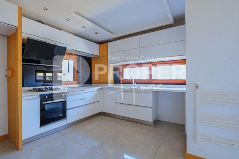 5 rooms Apartment in Thanh Khe, Vietnam No. 22113 8