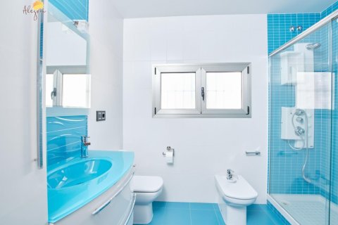 4 dormitorios Penthouse en Hai Bac, Vietnam No. 92243 16