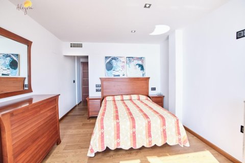 4 dormitorios Penthouse en Hai Bac, Vietnam No. 92243 13