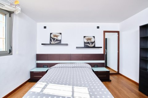 4 dormitorios Penthouse en Hai Bac, Vietnam No. 92243 9