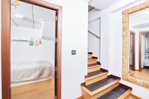 4 dormitorios Penthouse en Hai Bac, Vietnam No. 92243 6