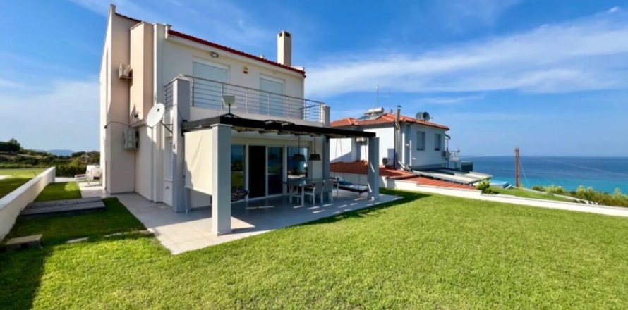 3 bedrooms Villa in Chalkidiki, Greece No. 82323