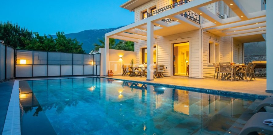 4 dormitorios Villa en Fethiye, Turkey No. 123168