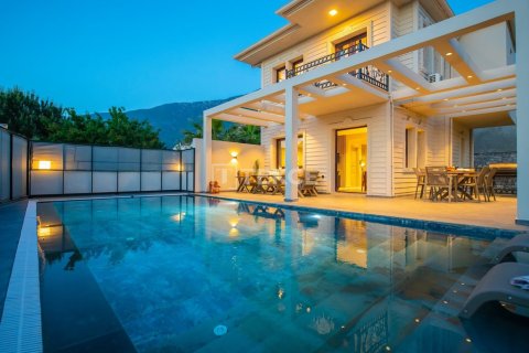 4 bedrooms Villa in Fethiye, Turkey No. 123168