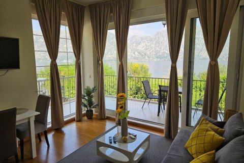 1 chambre Appartement à Kotor, Montenegro No. 104793 1