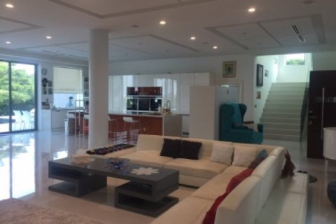 4 bedrooms Villa in Hua Hin, Thailand No. 95858 19