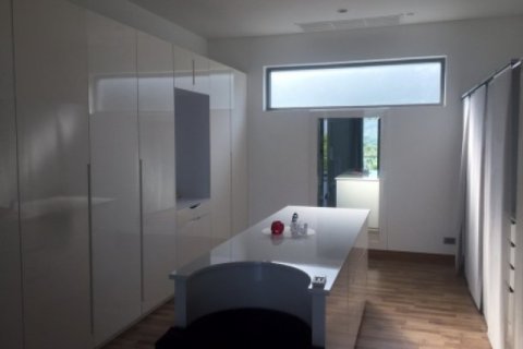 4 bedrooms Villa in Hua Hin, Thailand No. 95858 10