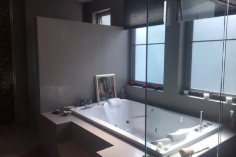 4 bedrooms Villa in Hua Hin, Thailand No. 95858 12