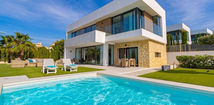 4 bedrooms Villa in Tung Chung Pho, Vietnam No. 111715