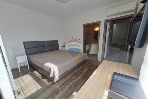 Квартира с 4 спальнями в Пареклисия, Кипр №81805 7