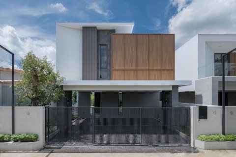 3 bedrooms House in Chiang Mai, Thailand No. 97779 1