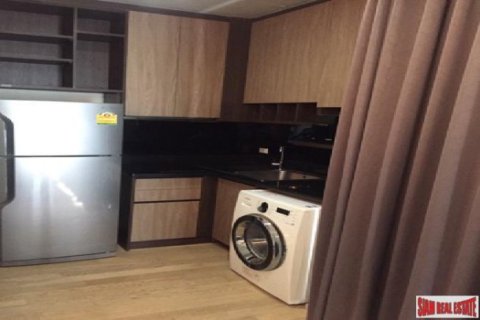 2 bedrooms Apartment in Bangkok, Thailand No. 96006 2