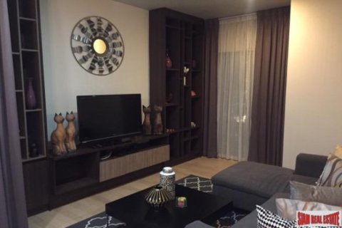 2 bedrooms Apartment in Bangkok, Thailand No. 96006 10