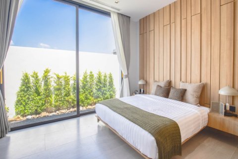 4 bedrooms Villa in Phuket, Thailand No. 97286 9