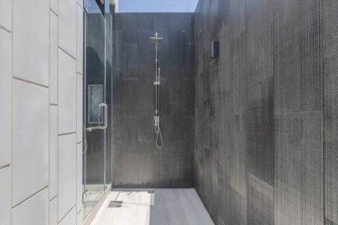 4 bedrooms Villa in Phuket, Thailand No. 97286 16