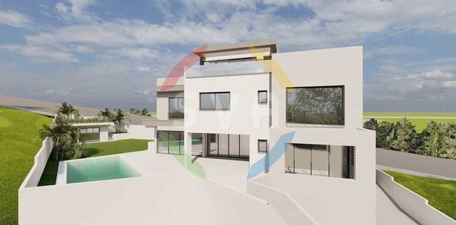 5 chambres Villa à Mouttagiaka, Cyprus No. 81686