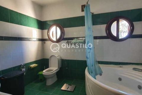 4 bedrooms Villa in Limassol, Cyprus No. 82042 10