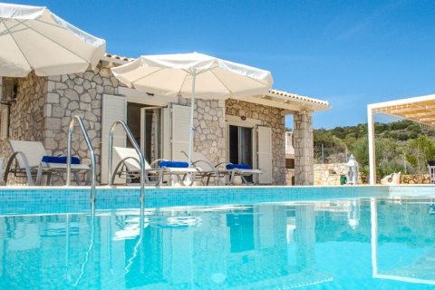 420m² Villa in Meganisi, Greece No. 109001 16