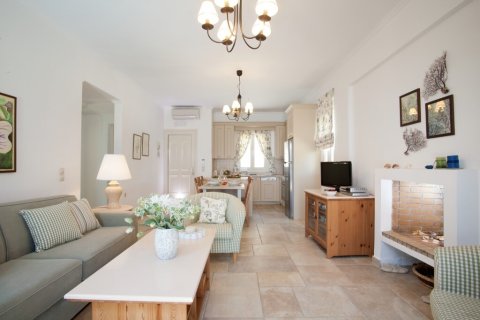 420m² Villa in Meganisi, Greece No. 109001 6