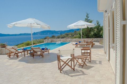 420m² Villa in Meganisi, Greece No. 109001 2