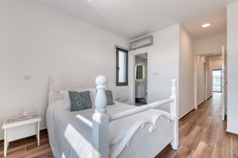 5 bedrooms Villa in Livadia, Cyprus No. 36864 23