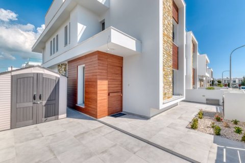 5 bedrooms Villa in Livadia, Cyprus No. 36864 2