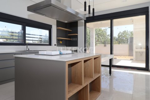 4 bedrooms Villa in Luong Phu, Vietnam No. 16051 6