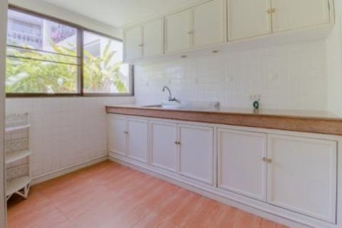 4 bedrooms Townhouse in Hua Hin, Thailand No. 95860 8