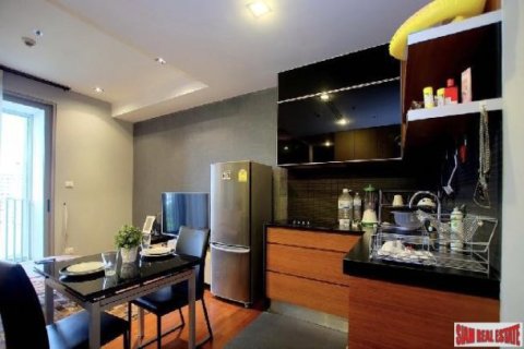 2 bedrooms Apartment in Bangkok, Thailand No. 97069 5