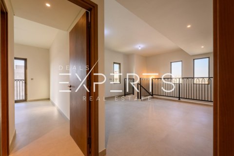 5 bedrooms Villa in Al Mearag City, Vietnam No. 83048 12