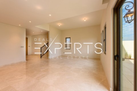 5 bedrooms Villa in Al Mearag City, Vietnam No. 83048 6