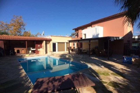 5 bedrooms House in Pyrgos, Cyprus No. 62933 1