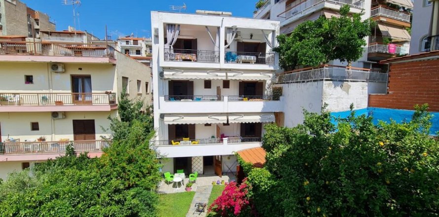 12 bedrooms Hotel in Chalkidiki, Greece No. 124999