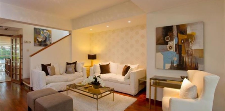 3 dormitorios Villa en Limassol, Cyprus No. 105617