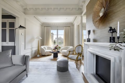 3 dormitorios Apartment en Eixample, Spain No. 110712