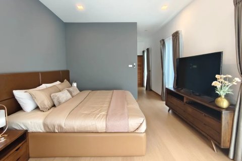 4 bedrooms House in Chiang Mai, Thailand No. 98160 3