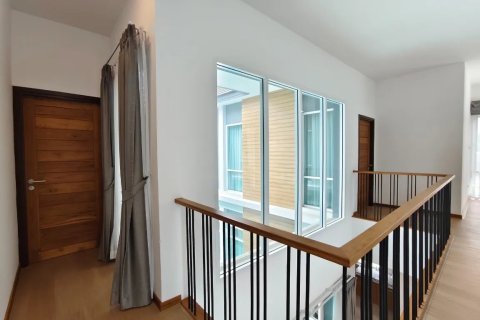 4 bedrooms House in Chiang Mai, Thailand No. 98160 2