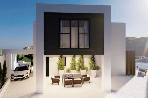 4 bedrooms Villa in Limassol, Cyprus No. 30486 8