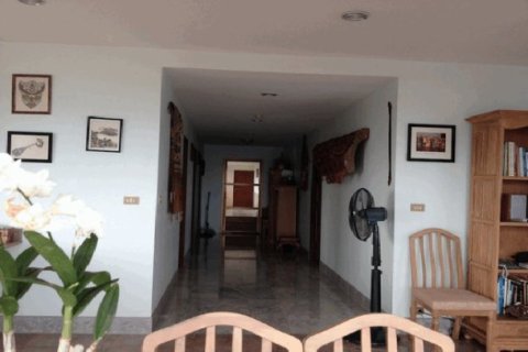 3 bedrooms Apartment in Jomtien Beach, Thailand No. 96881 3