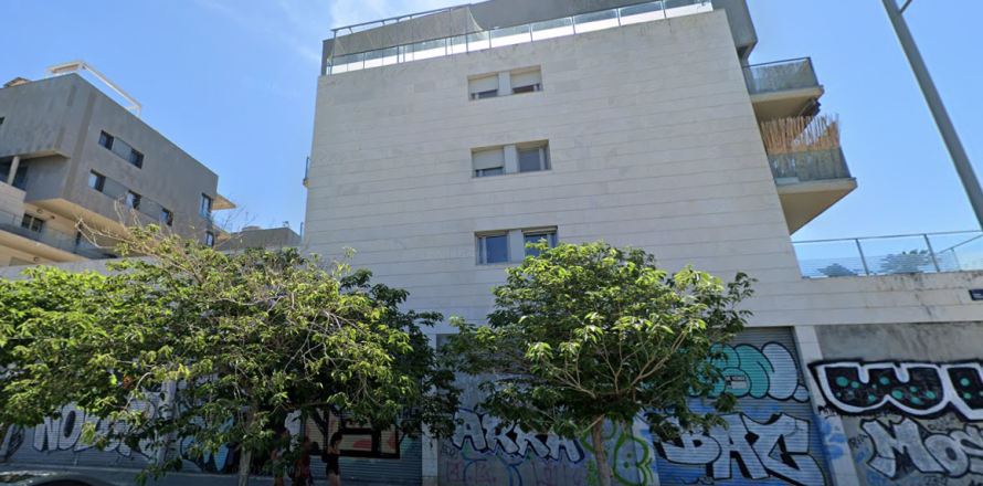 1060m² Commercial property in Mo Duc, Vietnam No. 25301