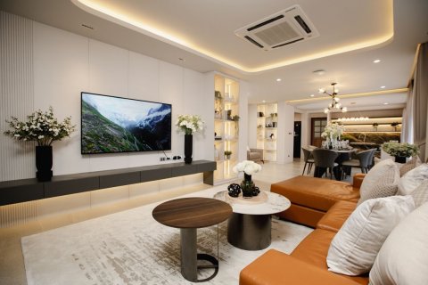 4 bedrooms House in Chiang Mai, Thailand No. 96690 9