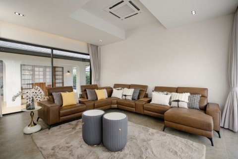 4 bedrooms House in Chiang Mai, Thailand No. 96690 6