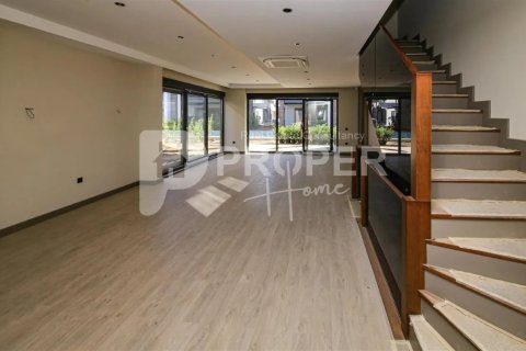 8 rooms Villa in Thanh Khe, Vietnam No. 14456 14