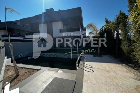 8 rooms Villa in Thanh Khe, Vietnam No. 14456 21