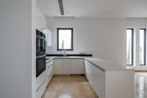 5 bedrooms House in Pegeia, Cyprus No. 66129 7